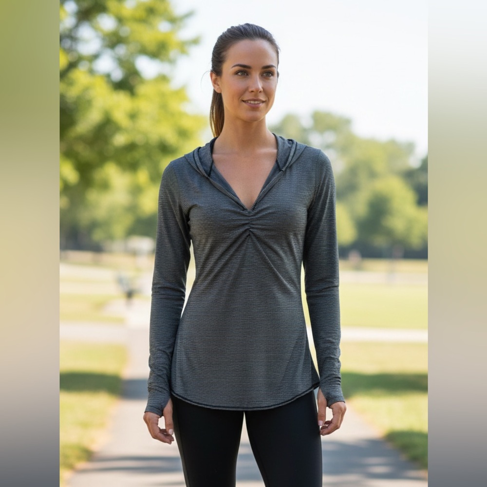 PrAna Striped Gray long sleeve Hoodie for Women‎ size small Stretchy Fabric